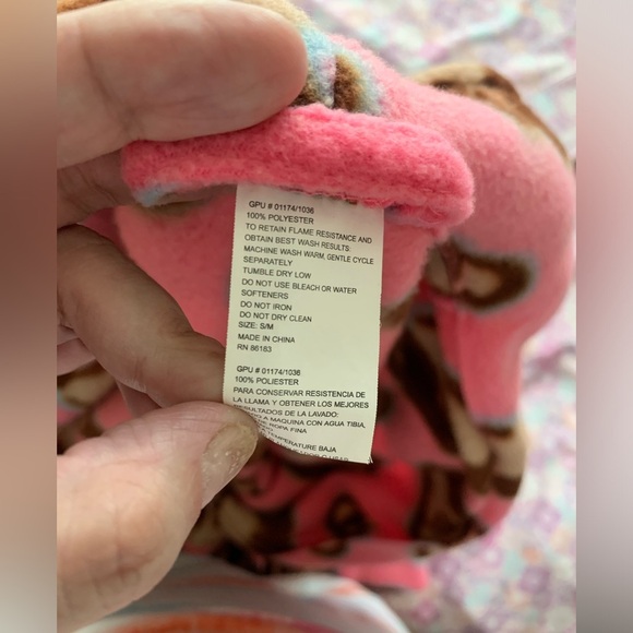 Vintage Y2K Pink flannel Robe with monkeys size small - Picture 4 of 8